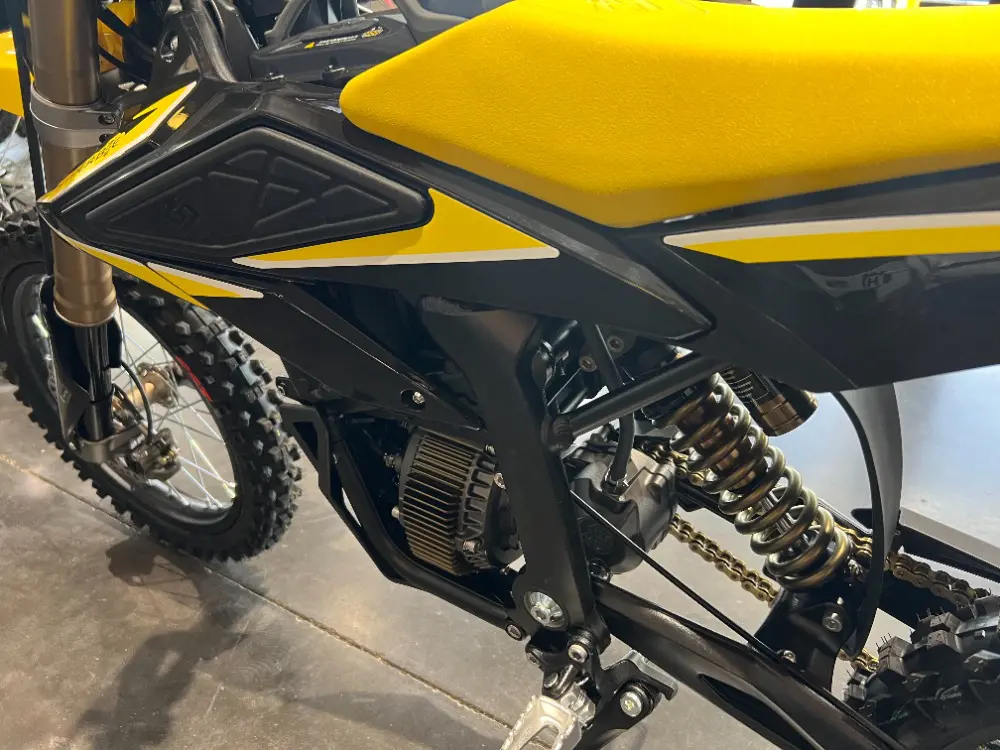 Surron Hyper Bee Yellow - Image 2